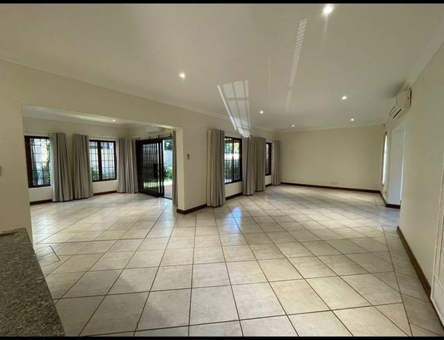 4 BEDROOM HOUSE FOR SALE IN MENLO PARK